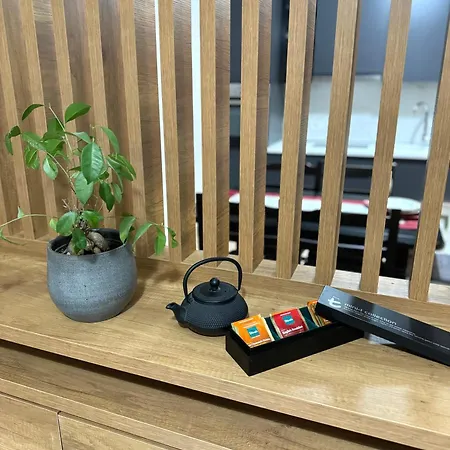 Cozy Near The Appartement Vlorë